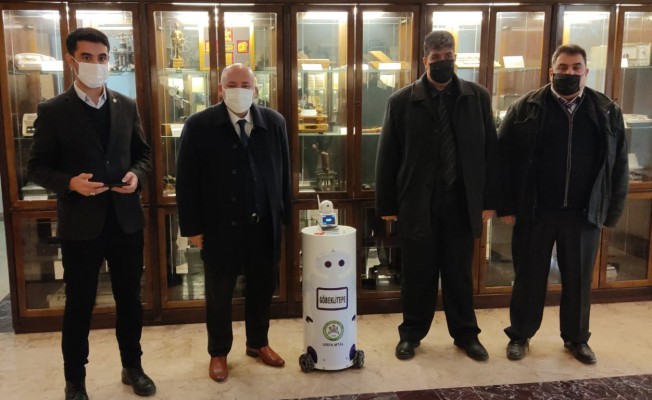 SAĞLIK ÇALIŞANLARI İÇİN 'GÖBEKLİTEPE' ROBOTU GELİŞTİRİLDİ