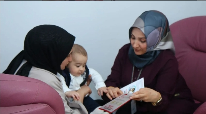 Balıklıgöl Devlet Hastanesi’nden annelere emzirme desteği!