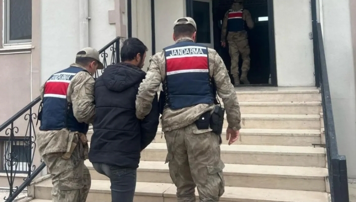 Bankaları kullanmış! Şanlıurfa'da dolandırıcı yakalandı!